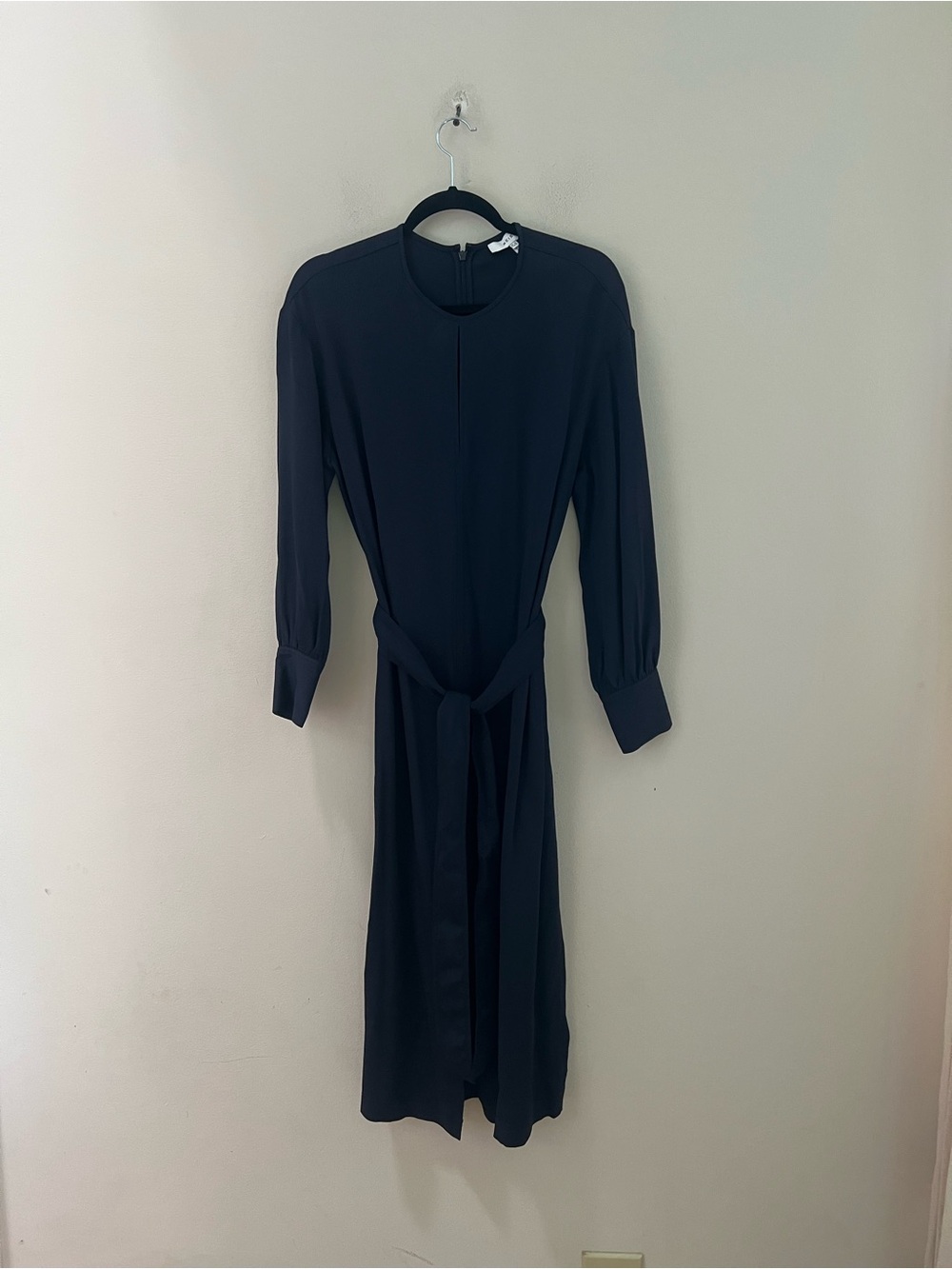 Reiss Navy Keyhole Tie-Waist Midi Dress - Picture 5 of 11